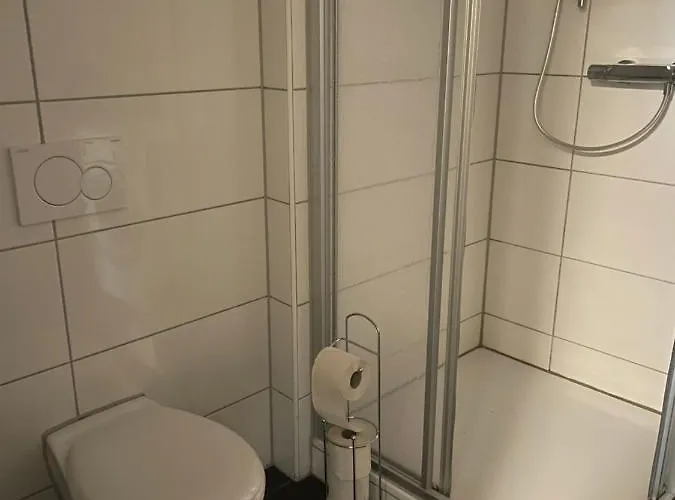 Schoene Einfache Im Belebten Zentrum Apartment